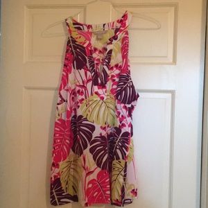 Banana Republic Women’s sleeveless top